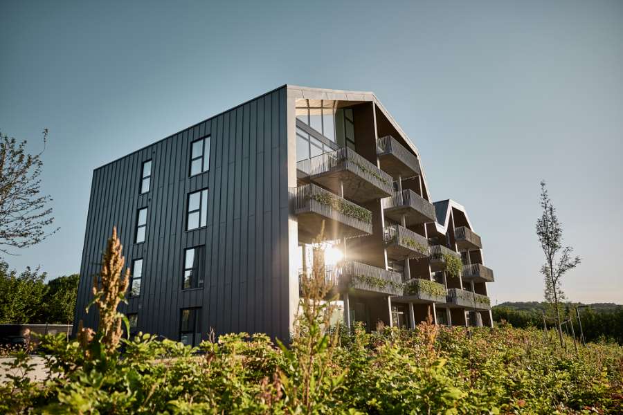 Aufregende Dachkonstruktion, eingedeckt mit DS Nordic Klickfalz, Udsigten – Vester Ringvej 45, 8600 Silkeborg, Dänemark